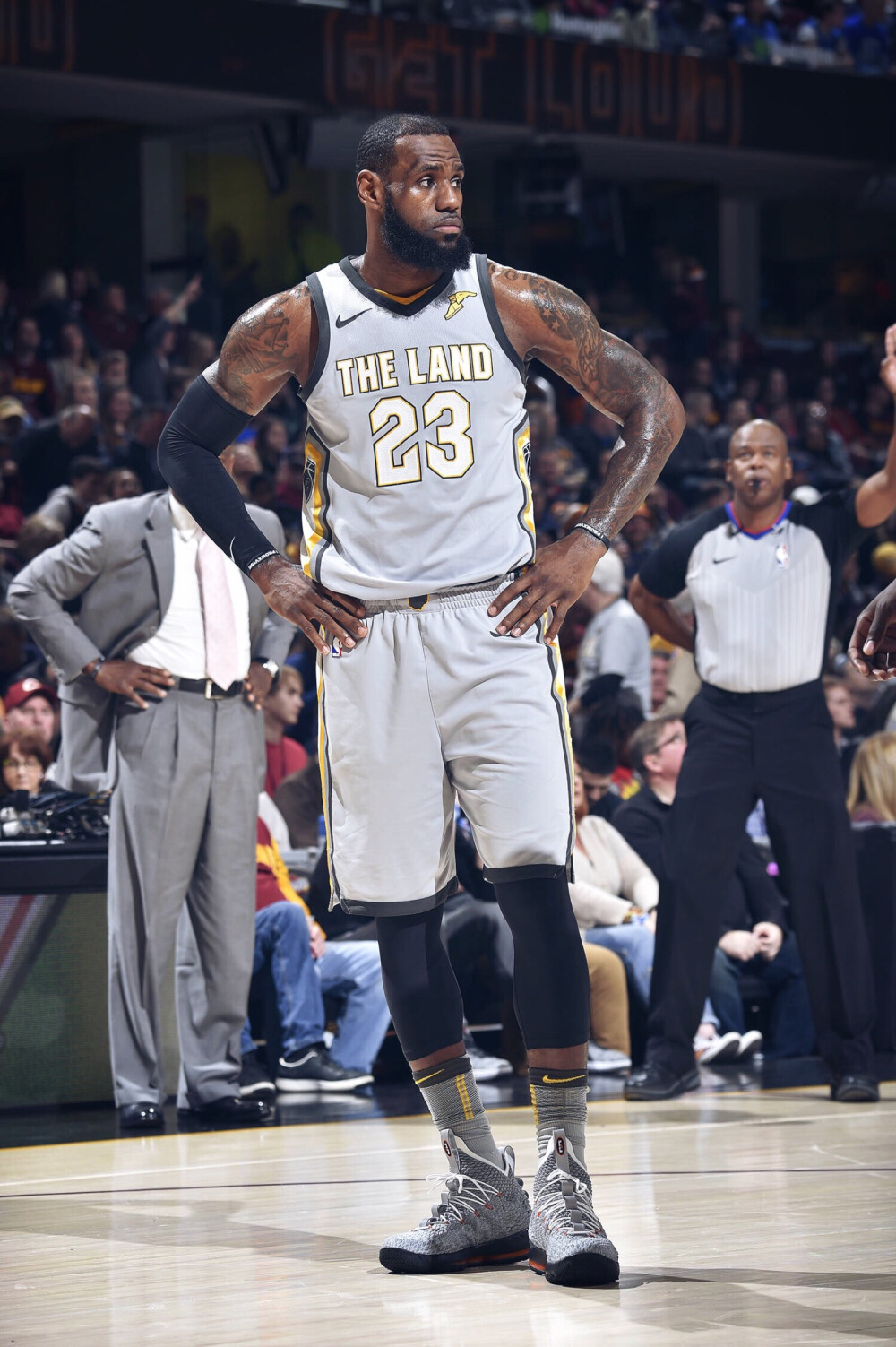 是家喻户晓 是家喻户晓